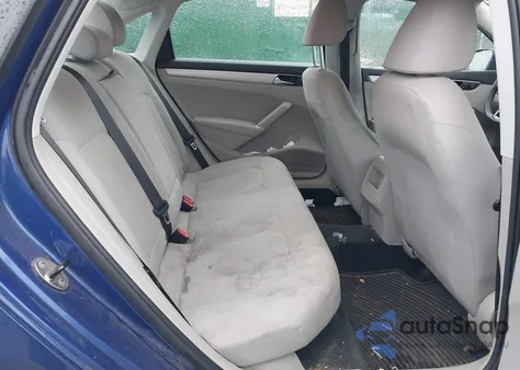 2017 Volkswagen Passat 1.8T S из США, поврежденный, VIN 1VWAT7A39HC000583